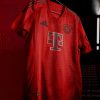 tenuta ufficiale Bayern Munich Home edizione 2024 2025