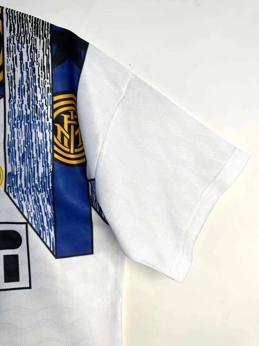 Tenuta ufficiale Inter Milan Away stile vintage stagione novantacinque novantasei