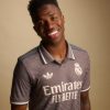 Tunica esterna Real Madrid third viola con stemma del club