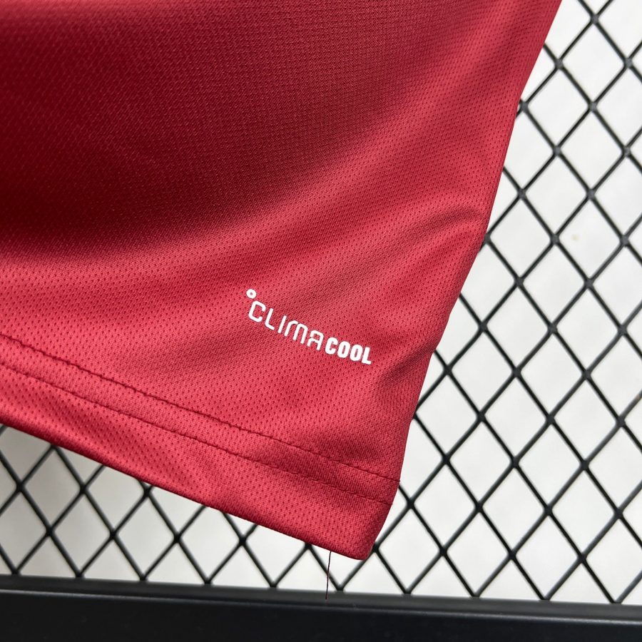 Tunica ufficiale Qatar 2026 maglia di calcio home