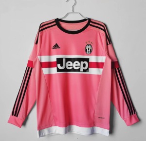 01EE8BA3-CDFE-402A-8A91-657B5863446C.jpg Maglia Juventus Away 2015/16 Maniche Lunghe