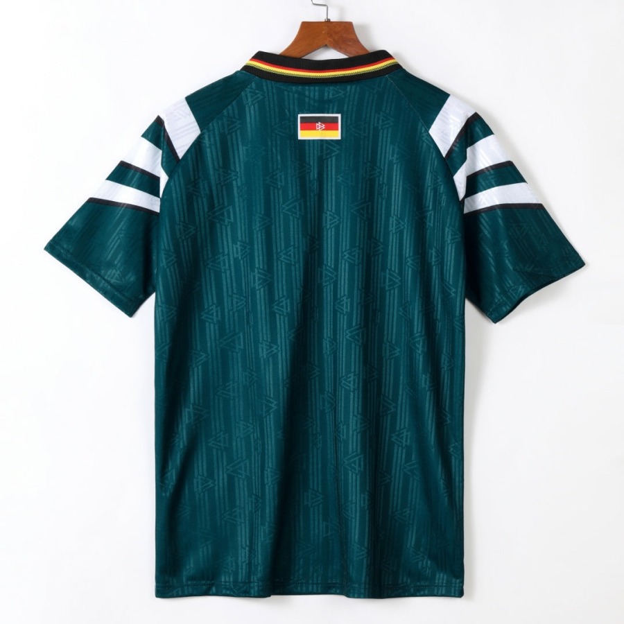 05841c1d37ba311a13d5c8588c748a24.jpg Maglia Germania Away 1996 Retro