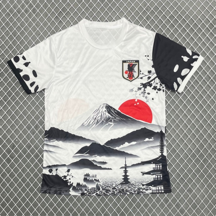 10d7b9e2064ed943b1a1445889717fec.jpg Maglia Giappone 25/26 Special White