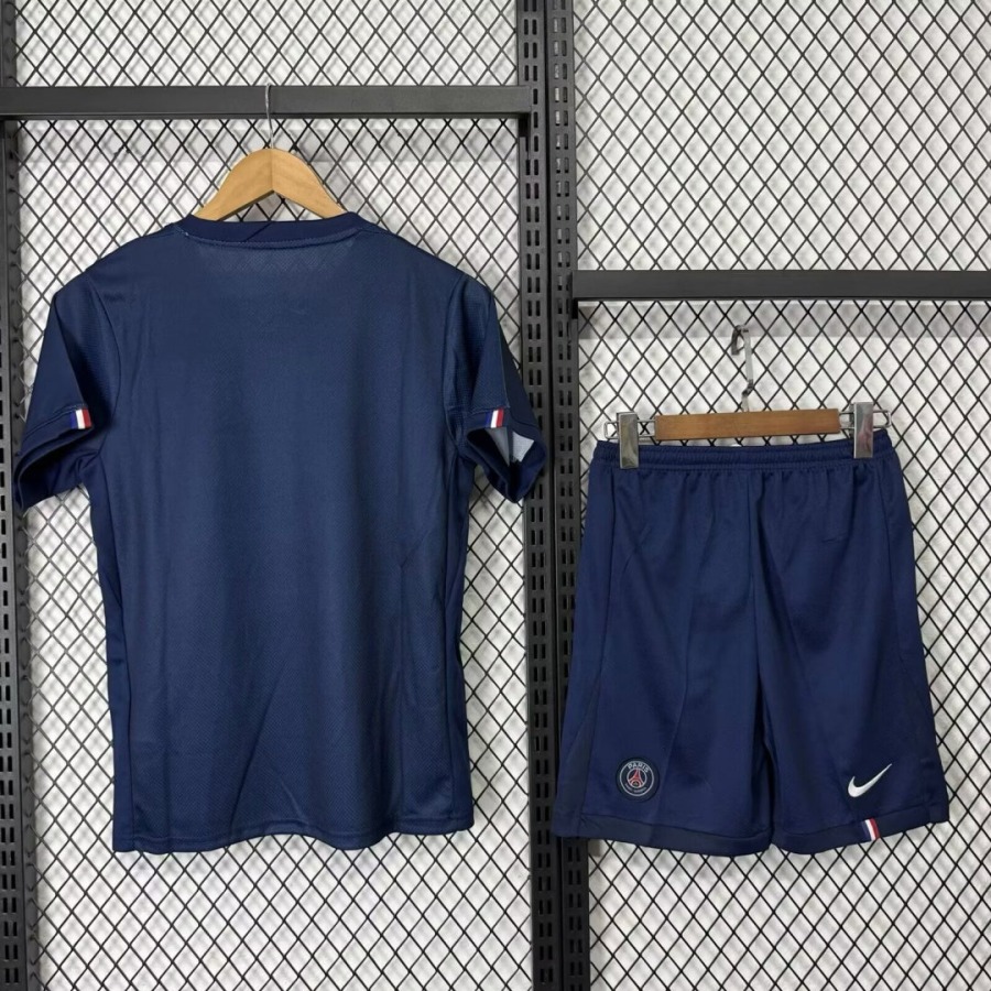 14868dfd74f15d93aac28e7295c5fdb0_ece84ab2-3cb5-44a9-a9ad-d65dc1e4726b.jpg Maglia PSG Home 2025/26 Adulto