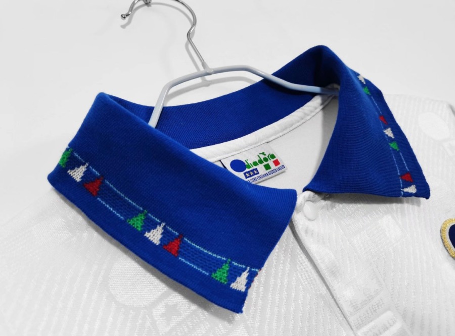 16679113-A870-4C81-81A4-D735D9AC3C65.jpg Maglia Italia Away 1994