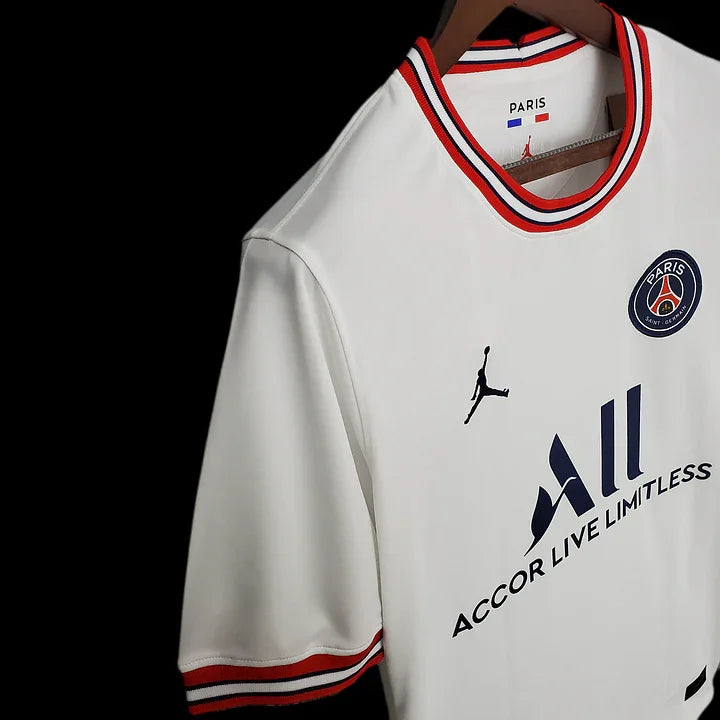 170ebae4991e3857ed0d10f4eee8f5f9_720x_57d9a016-ad2c-4fac-b1f9-936d1dffee40.jpg Maglia Paris Retro 2017-2018