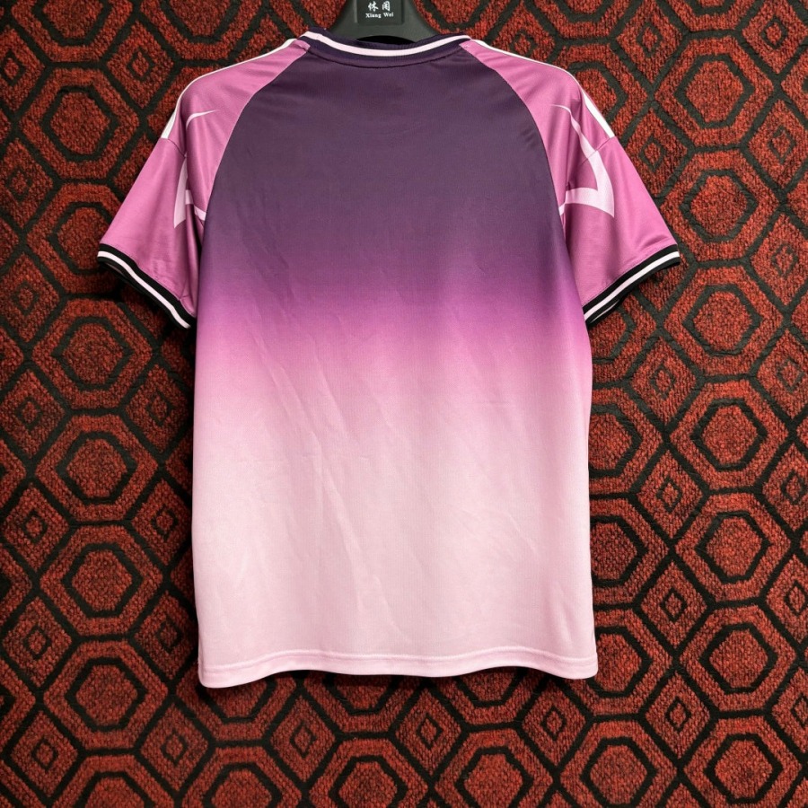 2025892438a563a6118e6f75cbb72424.jpg Maglia Giappone Home 25/26 Edizione Speciale