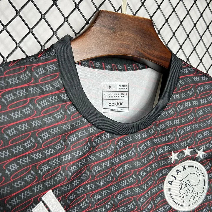 2163a61b3beebe36a7862efa2ea2b358.jpg Maglia Ajax Amsterdam Prematch 2024-2025