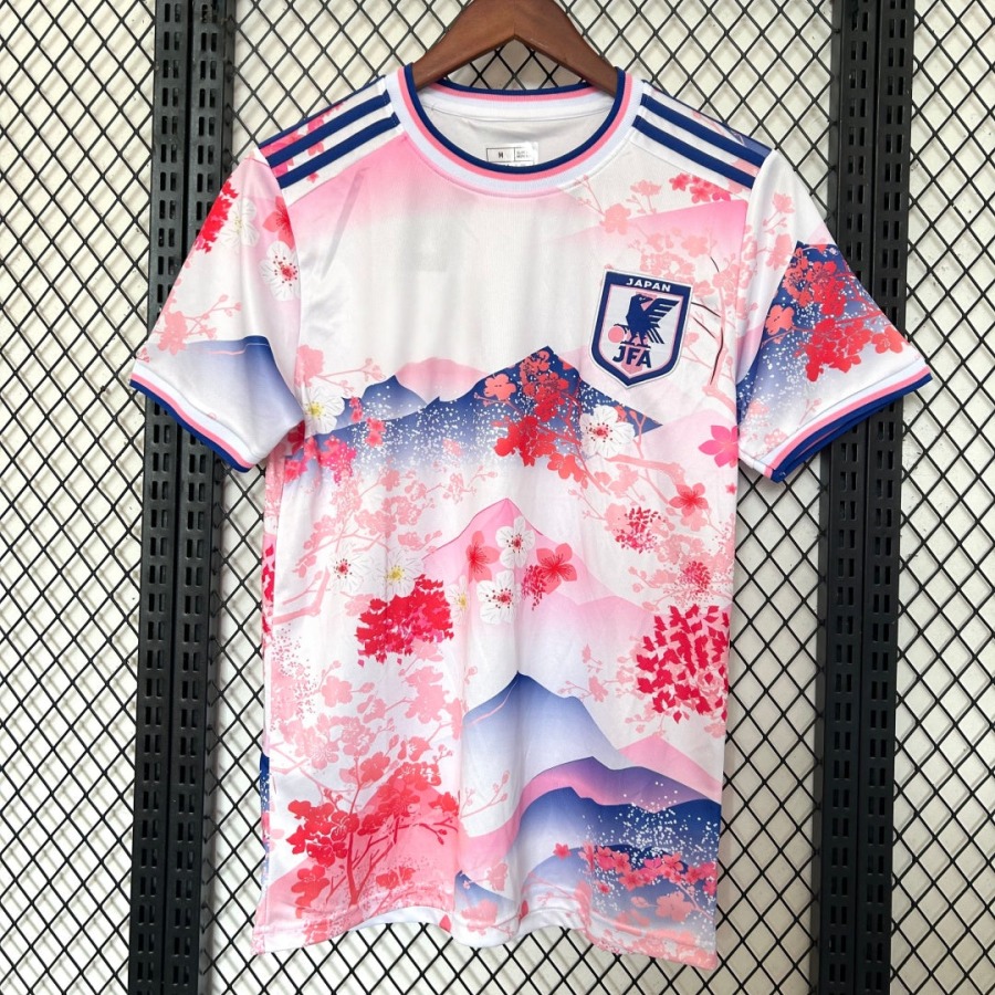 2670de5df960c1834f66db3b32c17f27_505e3e92-90af-40da-a375-653069f0cd09.jpg Maglia Giappone 25/26 Edizione Speciale Rosa