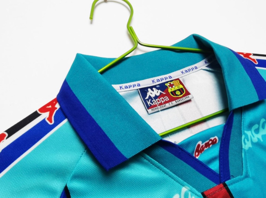 27E69514-EBD9-4503-B413-EA5AE5376205.jpg Maglia FC Barcellona Away 1996/97