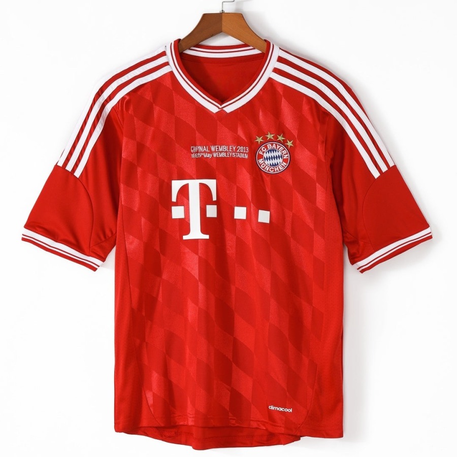 379e2b11f104f1b13a2ed92a7c8e7af0.jpg Maglia Bayern Munich Home 2013-2014 Retro