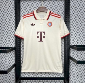 381E2E1E-7D96-470B-AEAA-AA84BFB9B905.jpg Maglia FC Bayern Munich Third 2024/25