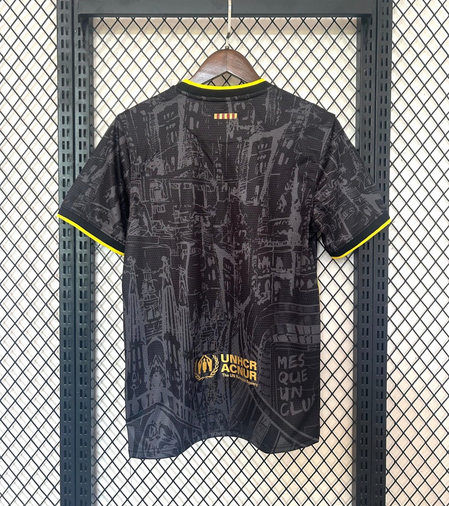 3c66d8ed_c16d4571-06ea-4db4-b11a-355bef5962e0.jpg Maglia Barcellona 24/25 Edizione Speciale