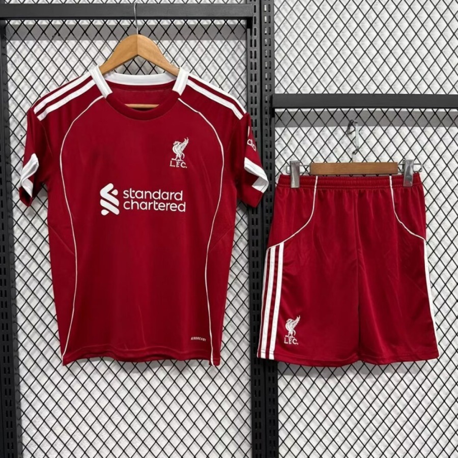 4c717ad51d6f83c0d57258347b44dc93.jpg Maglia Liverpool Home 2025/26 Adulto