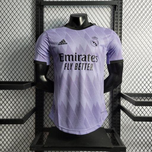 4e742aa62c17d11e44994ffe1a61ddef0_540x_7d495e48-ab09-4762-b008-c5375ff3e32d.jpg Maglia Real Madrid Away 2022-2023 Viola
