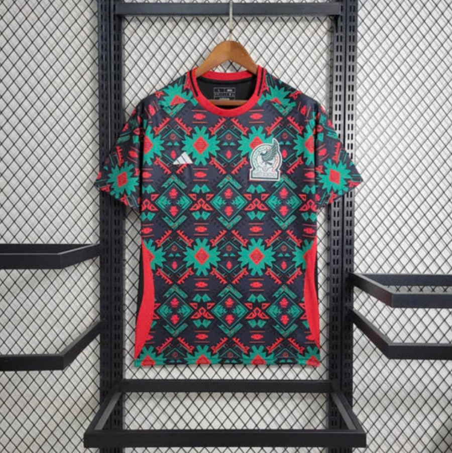 54166B3C-6F69-4CB3-A97B-15FDAB5552D0.jpg Maglia Messico Concept 2024
