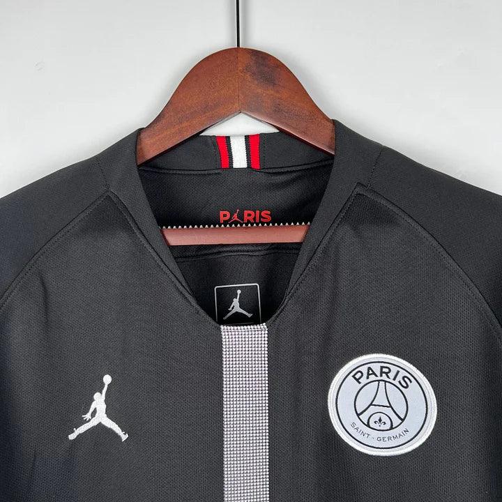551c954036af72248b526d60b798734d.jpg Maglia Paris Retro 2018 2019