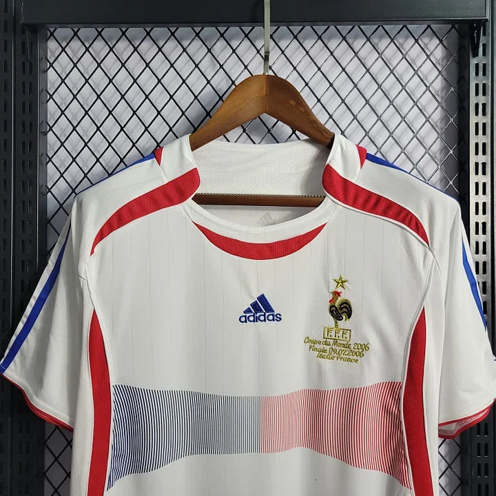556f3a32e67eaaaaa0bacc718a06b6e3.jpg Maglia Francia Retro 2006 - Vintage Squadra Francia