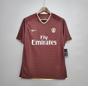 5E539C97-1C63-4697-84B5-CBE1A4A6712B.jpg Maglia PSG Third 2006/07