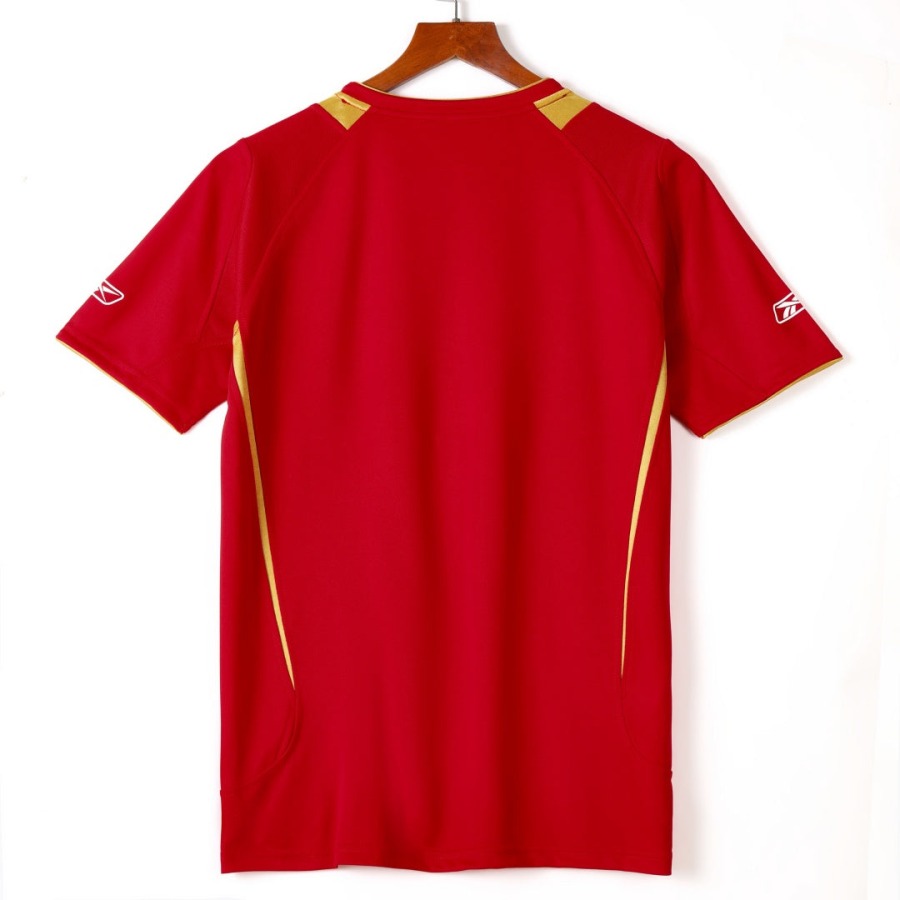 64749ef404f98c6ebe08beeaacf078d7.jpg Maglia Liverpool Home Retro 2005-2006