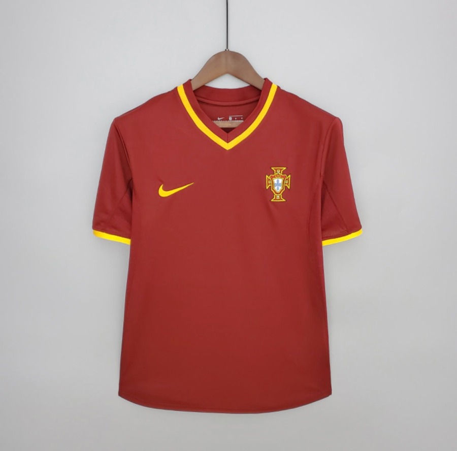 65253745-0288-4A54-B617-126EA3737A08.jpg Maglia Portogallo Home 2000