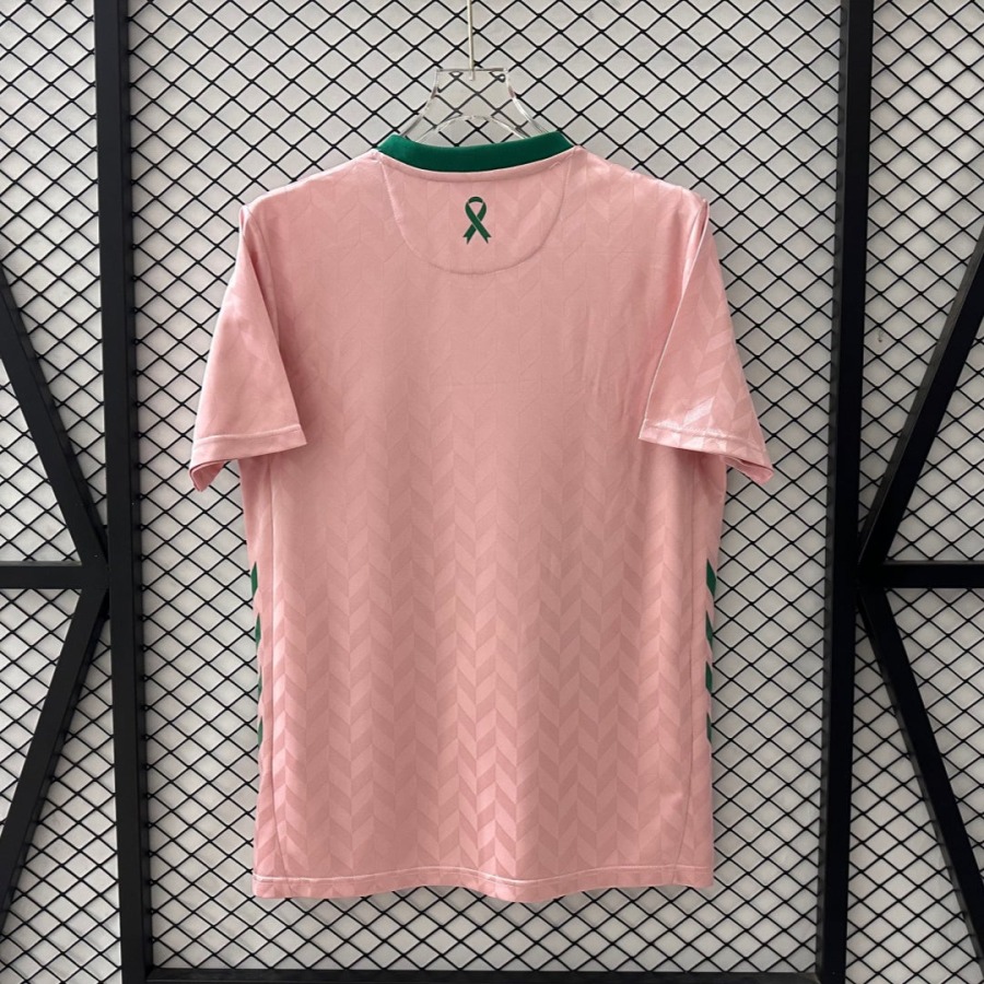 65e2b4545f1f627cc16f2af0aa35adef.jpg Maglia Saint-Etienne 25/26 Rosa Edizione Speciale