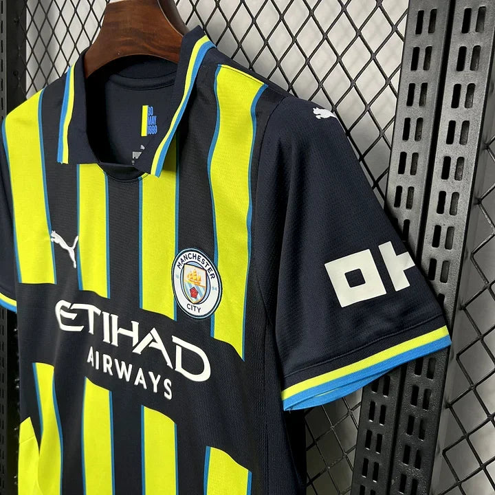 724af0dd7d0cd28831643fa4f63d5efc.jpg Maglia Manchester City Away 2024-2025
