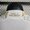 7B4F847CB6A46EAFD7F2774CF8791EE4_540x_02456505-7c97-44f8-90a7-1db14b4d4a93.jpg Maglia Real Madrid 2023-2024 Edizione Limitata Oro