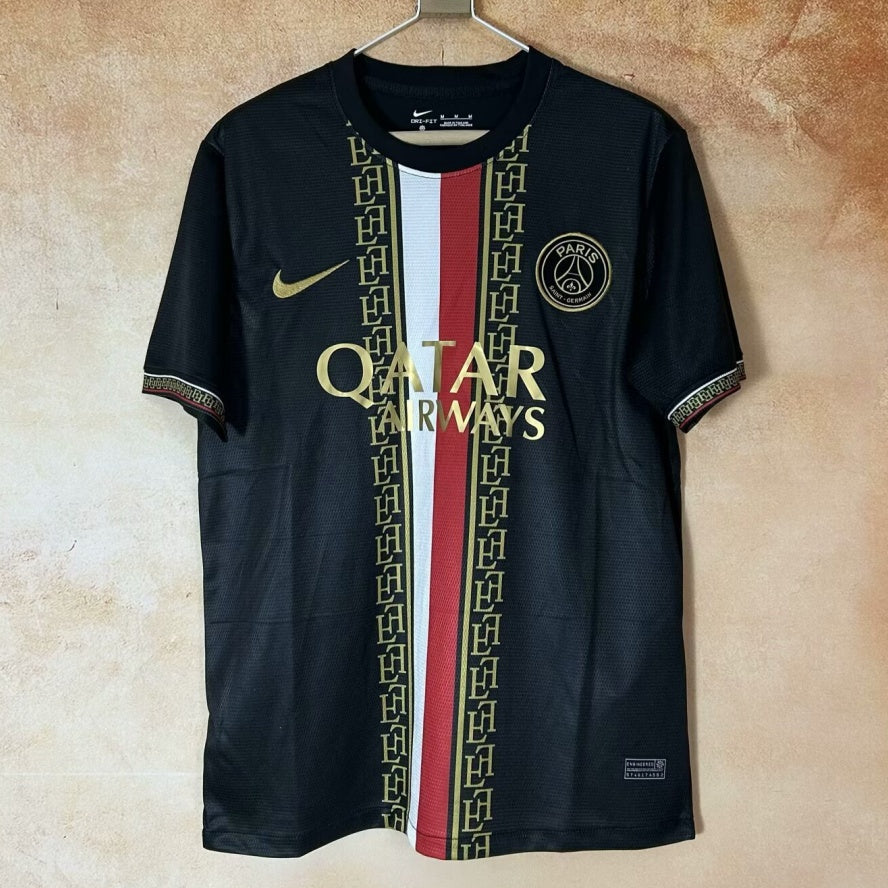 7d7eabf36e739ecacaa59e83b0933183.jpg Maglia PSG 2025/26 Edizione Speciale