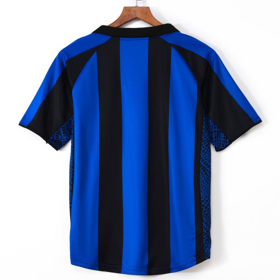 80ca33dc07bec65f3c55cec93d5d6db7.jpg Maglia Inter Milan Home 2001-2002 Retro