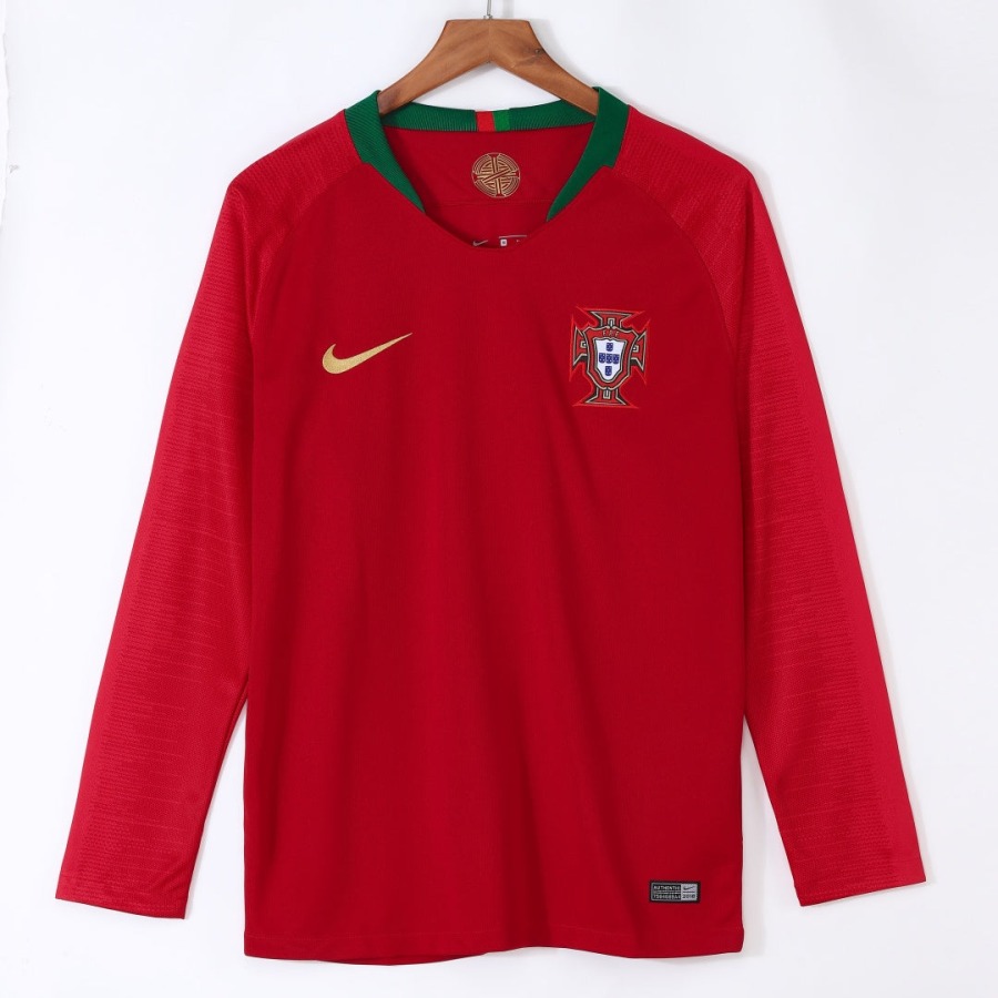82966edd2e2ebc7da5d80babefbc126f.jpg Maglia Portogallo Home Maniche Lunghe 2018 Retro