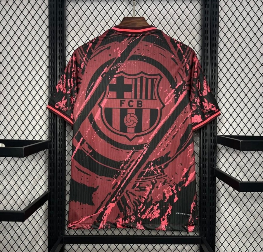 85B2075B-EA71-430C-8835-24EE7875FBB3.jpg Maglia FC Barcellona Concept 2024/25