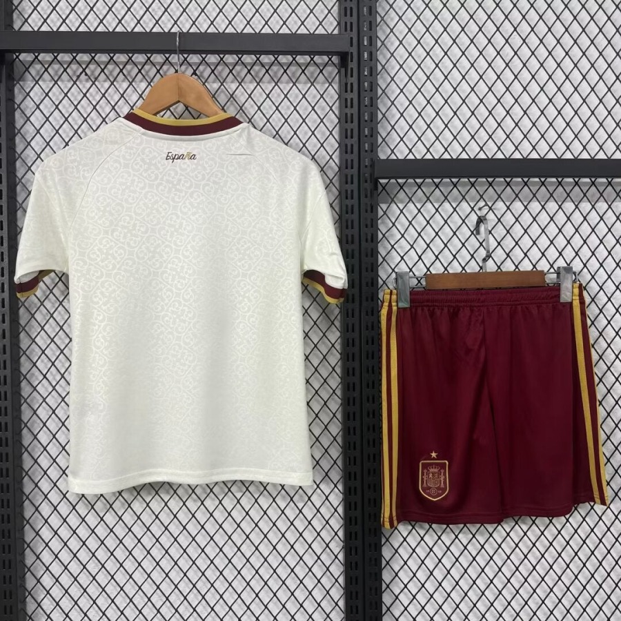 8635c59d12c68d3c387be76168abbe81.jpg Maglia Spagna Away 2026