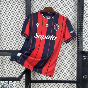 87A8799D-4EBC-4DE6-B7B1-B3E4C664228A.jpg Maglia Bologna Home 2025/26
