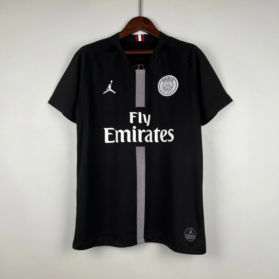 89a33aa4ceda91f769066e0499dbd88c.jpg Maglia Paris Retro 2018 2019