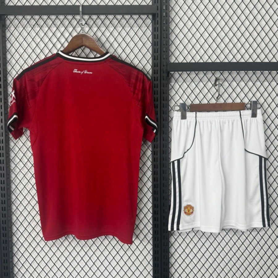 8fbb2a374237311e2fab66b8d3d520da.jpg Maglia Manchester United Home 2025/26 Adulto