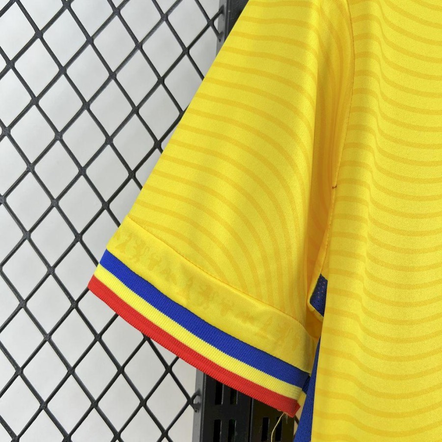 90c71c77.jpg Maglia Romania 2025 Calcio Uomo Donna Bambino