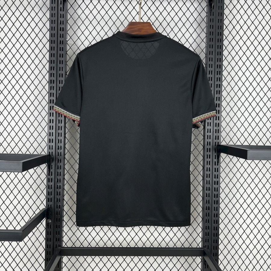9344ace62a7ee60a6604fce9d0956eca.jpg Maglia PSG 2025/26 Edizione Speciale