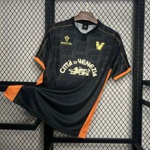 950dcf0bb7ef25844b41f9c668c1b116.jpg Maglia Venezia Home 2024-2025