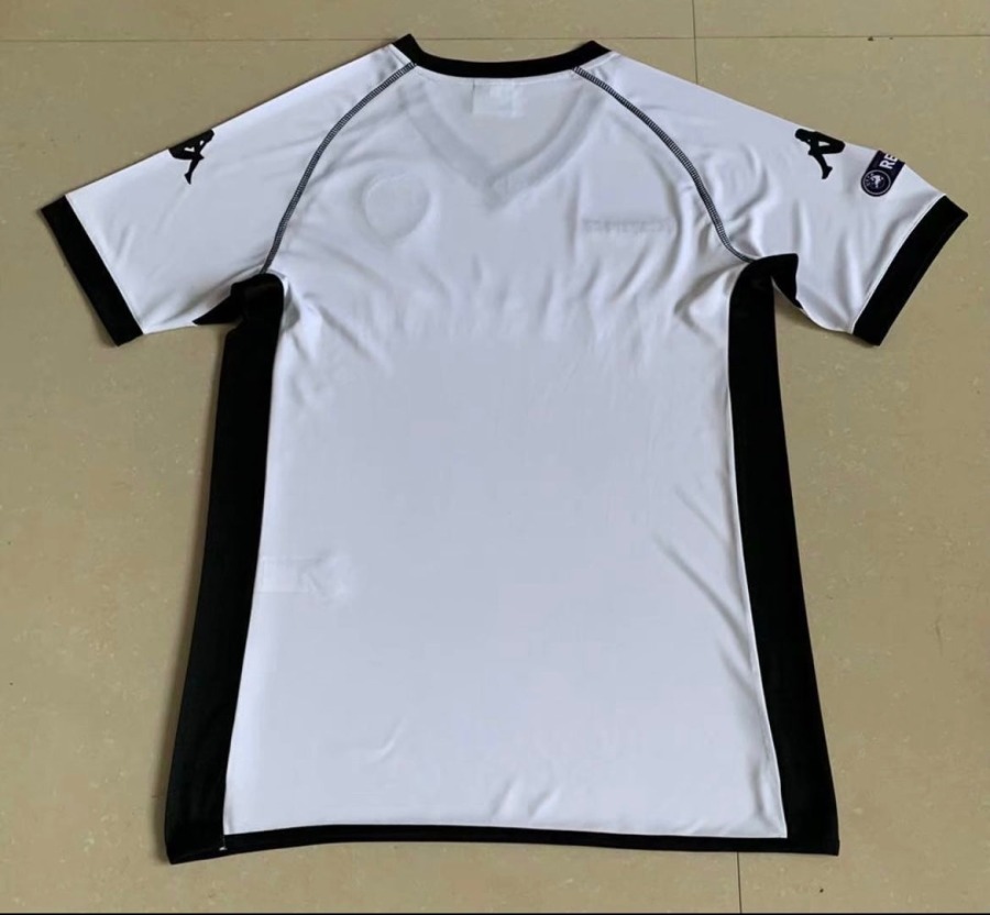 975B442E-BB9F-4337-A419-950A2A54799C.jpg Maglia Valencia CF 2010/11 Home