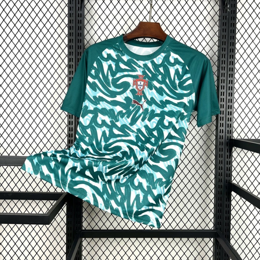 97fe2f4bb10da89525a7ac6823b98b6f.jpg Maglia Portogallo 2026/27 Edizione Speciale Green
