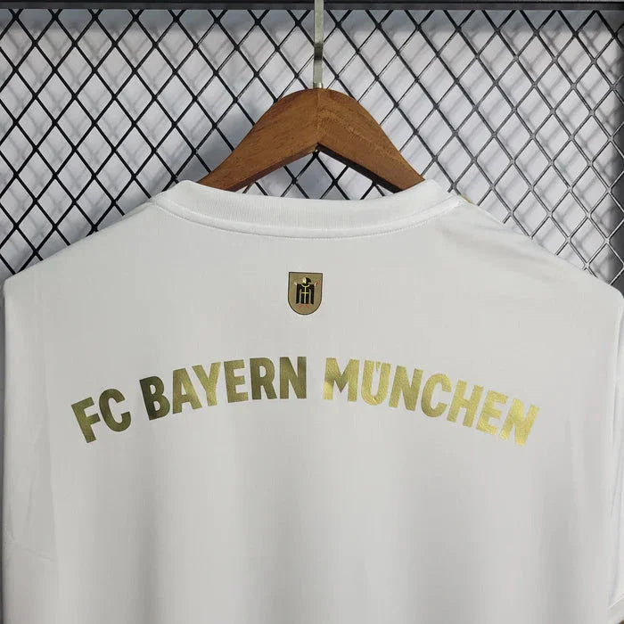 A1217CFA-46B9-4F3D-AE6B-F7E1460AB75E.jpg Maglia Bayern Monaco 2022-2023 Away
