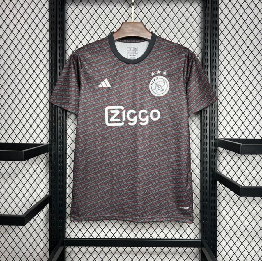 A336CDC6-9295-4F2A-BB1D-576CD7E10E1B.jpg Maglia Ajax Amsterdam 2024/25 Allenamento