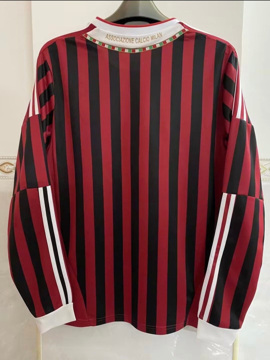 BBBB0775-3A88-44CE-9B54-EFABB2783957.jpg Maglia AC Milan Home Maniche Lunghe 2011/12