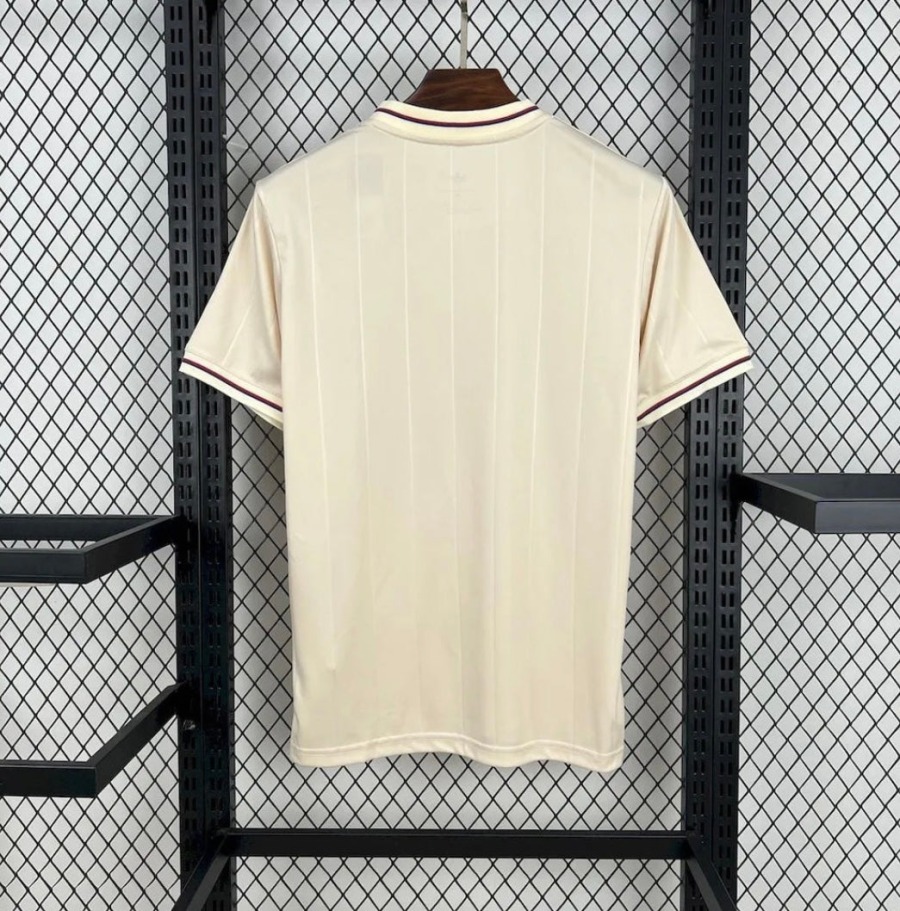 C8049FED-63E1-4FFA-B409-1565D473447C.jpg Maglia OL 2024/25 Edizione Speciale