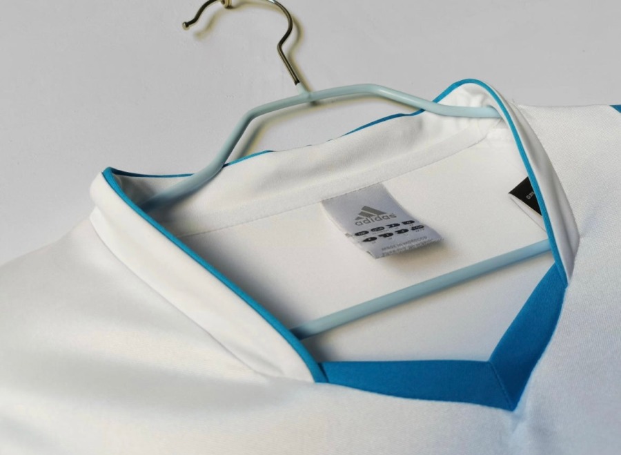 D6B9CE3E-2134-4C1B-A13E-9921D792B305.jpg Maglia OM Home 2002/03