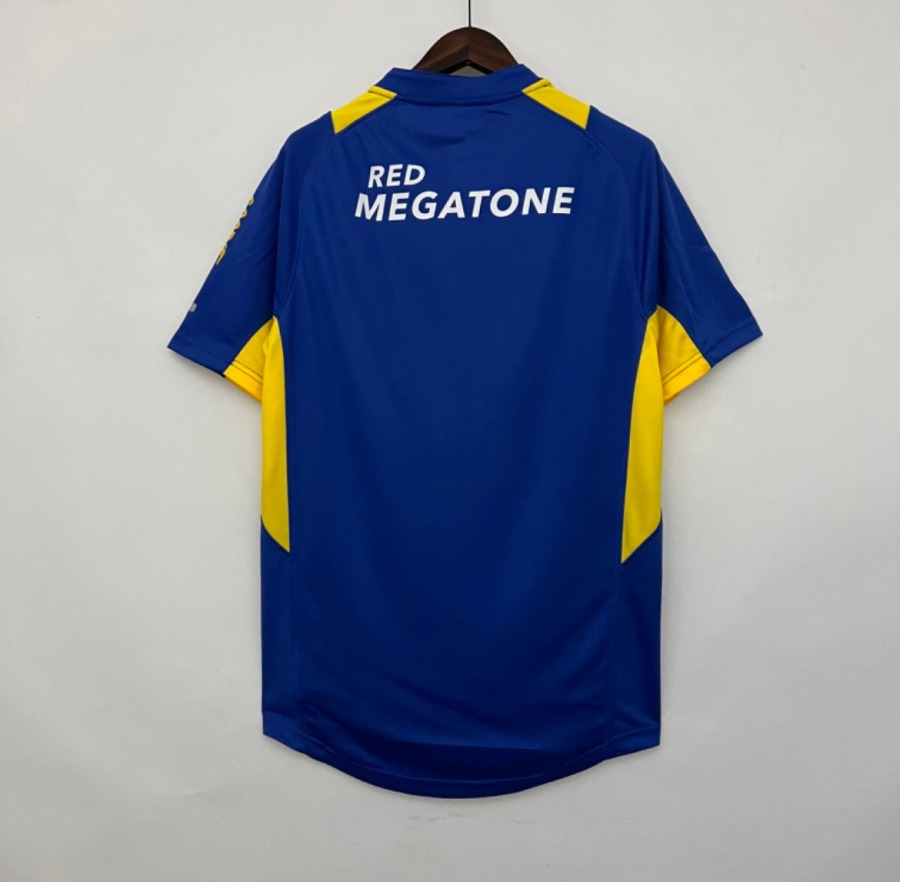 E7AF4B59-1D4D-4EF2-873F-B4A3618C83F6.jpg Maglia Boca Juniors 2004/05 Home