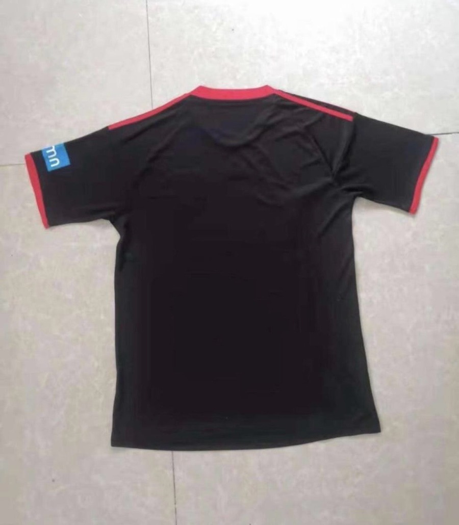 F606C58E-F363-4DC8-8268-65264C37A3B8.jpg Maglia SL Benfica Away 2009/10