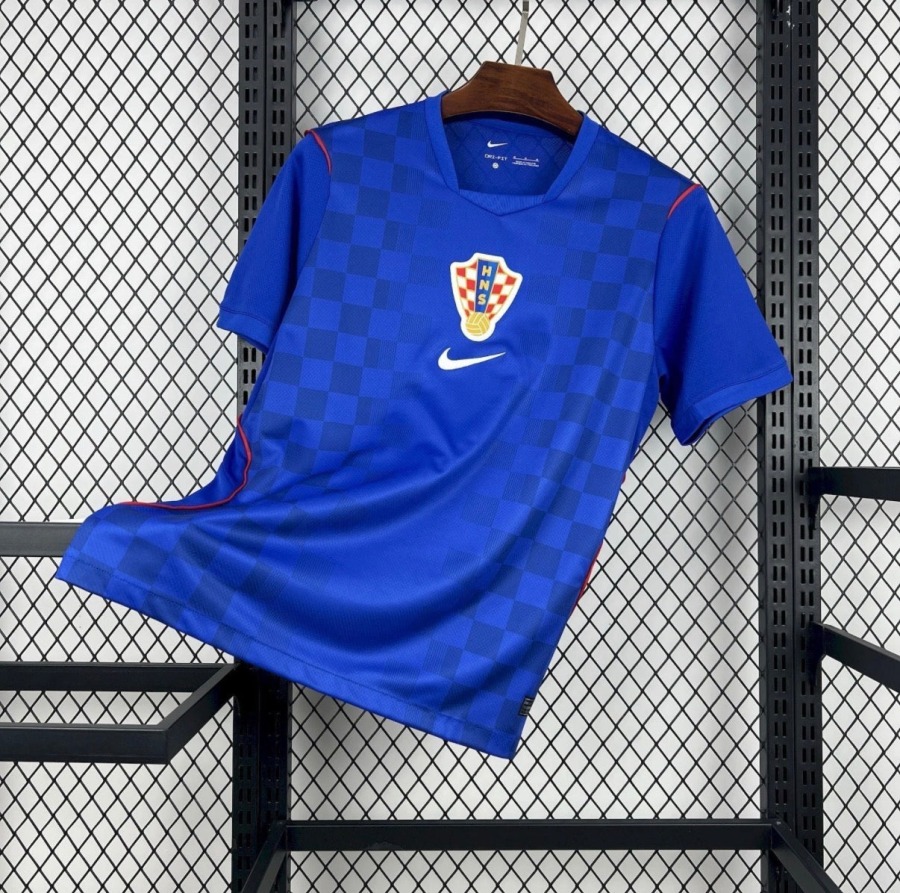 FF7B13C6-F6CD-4A76-A808-C9EB0AA79860.jpg Maglia Croazia Away 2026