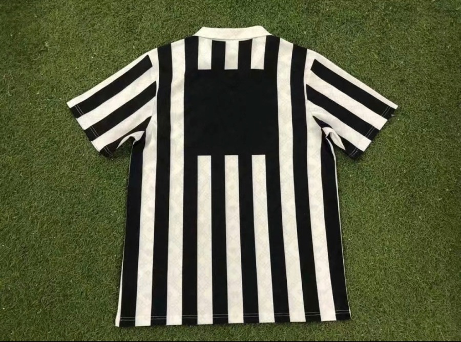 FullSizeRender_88d0a1da-d5ad-4331-b94d-766a0e1ee983.jpg Maglia Juventus Home 1992/93